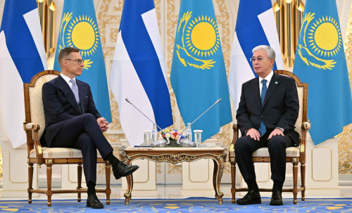 Memleket basshysy Fınlıandııa Prezıdentimen kelissóz júrgizdi