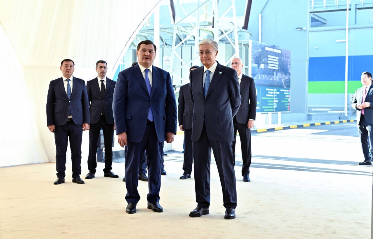 Memleket basshysy jańa jylý elektr ortalyǵyna bardy