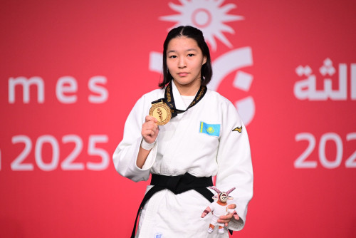 Dzıýdoshy Azııa dodasynda top jardy