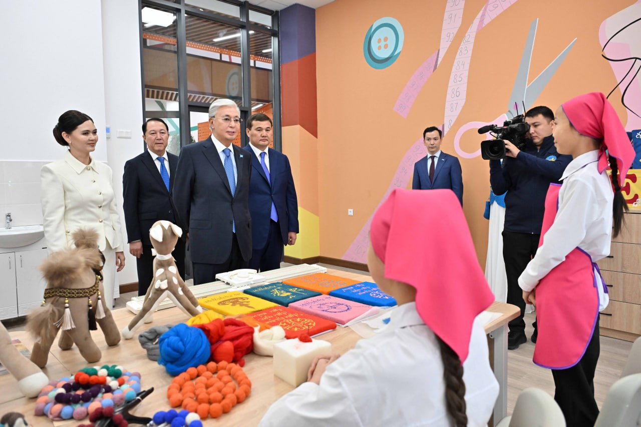 Prezıdent «Syr juldyzdary» akademııasyna bardy