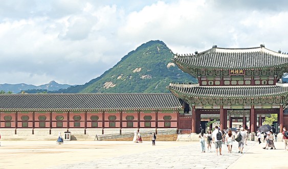 Túbektegi tańǵajaıyp el