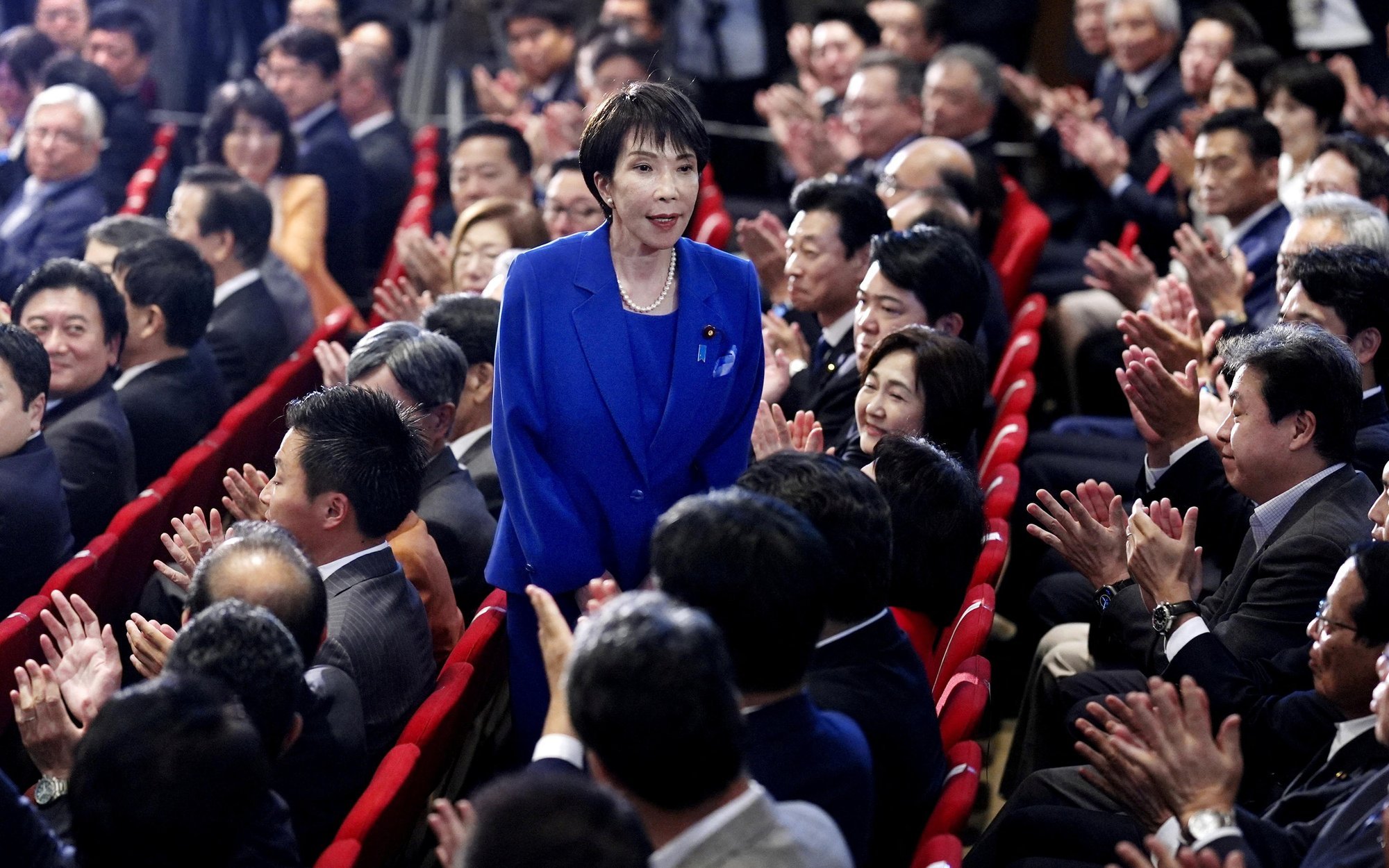 Japon eliniń tuńǵysh áıel kóshbasshysy