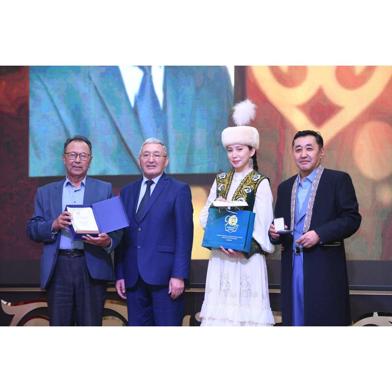 Zeınolla Sánik mereıtoıyna arnalǵan ádebı-sazdy kesh ótti