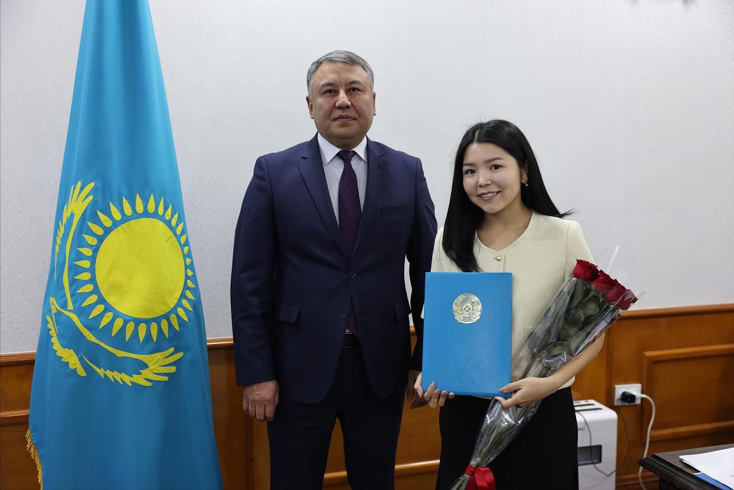 Jas muǵalim prezıdenttik jastar kadr rezervine qabyldandy