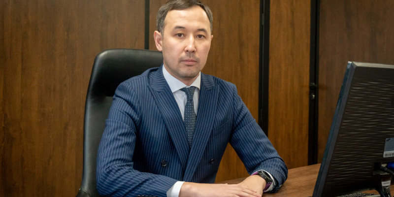 Sapaly deńgeıge kóteredi