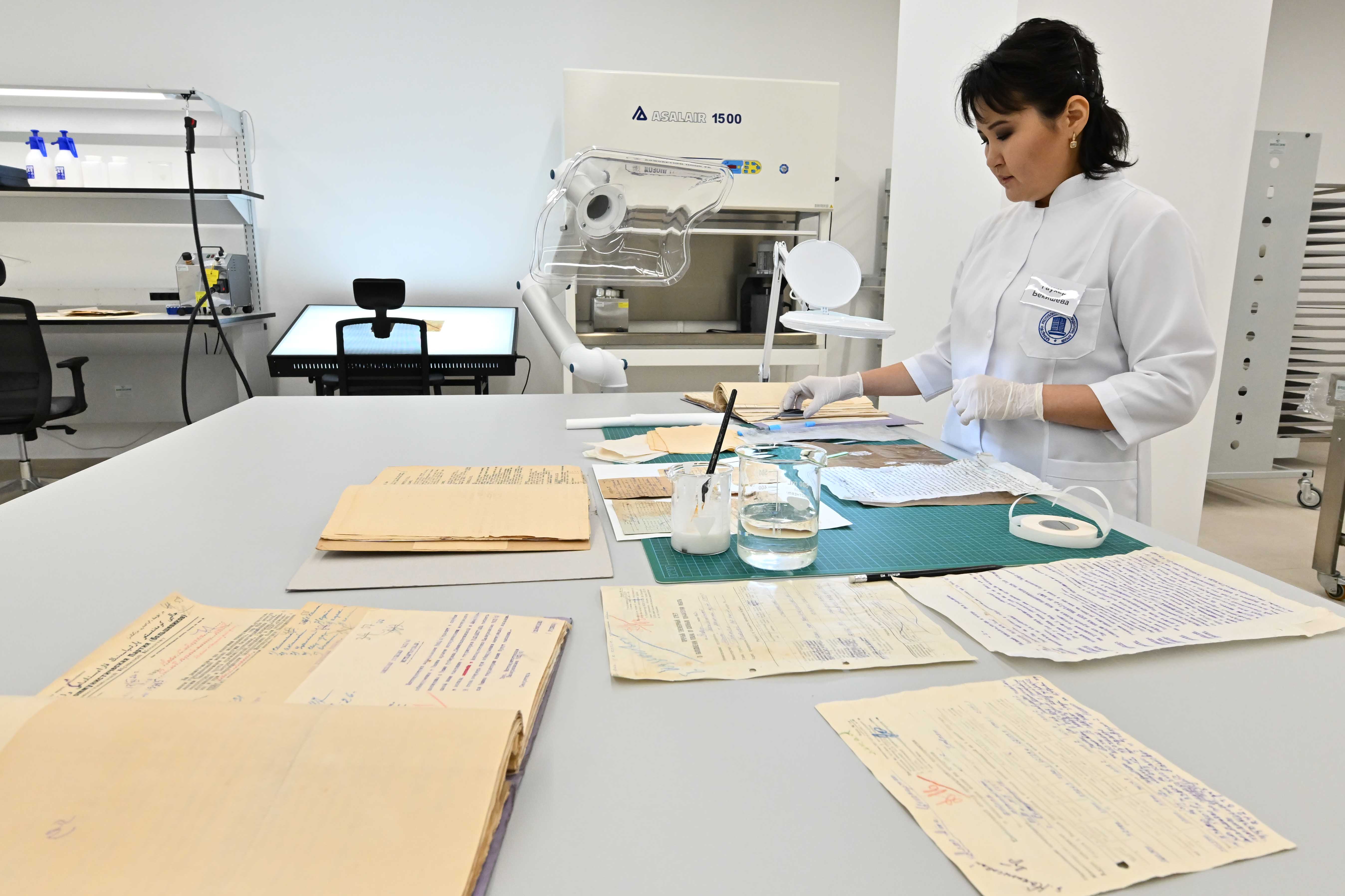 Kóne qujattaǵy ýaqyt taby