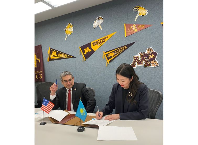 Aqtóbede oqý orny Mınnesota ýnıversıtetimen birlesken jobany qolǵa aldy