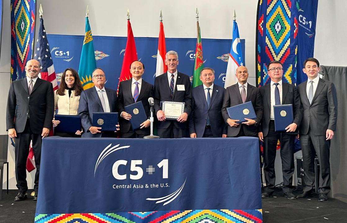 «John Deere, Starlink, Boeing jáne OpenAI»: Qazaqstan men AQSh yntymaqtastyqtyń jańa deńgeıine shyqty