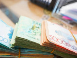 Qazaqstanda ortasha jalaqy 429 myń teńgeden asty