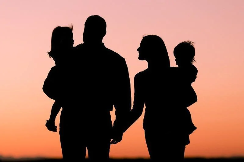 Dástúr men zaman: otbasy ınstıtýtynyń qazirgi ahýaly qandaı?