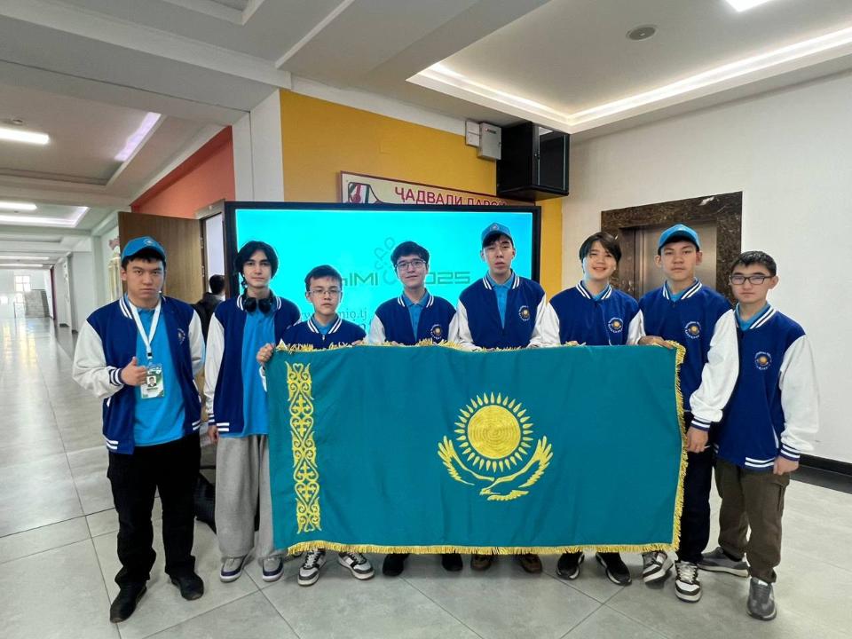 Halyqaralyq bilim báıgesinde Qazaqstan oqýshylary 100% nátıje kórsetti