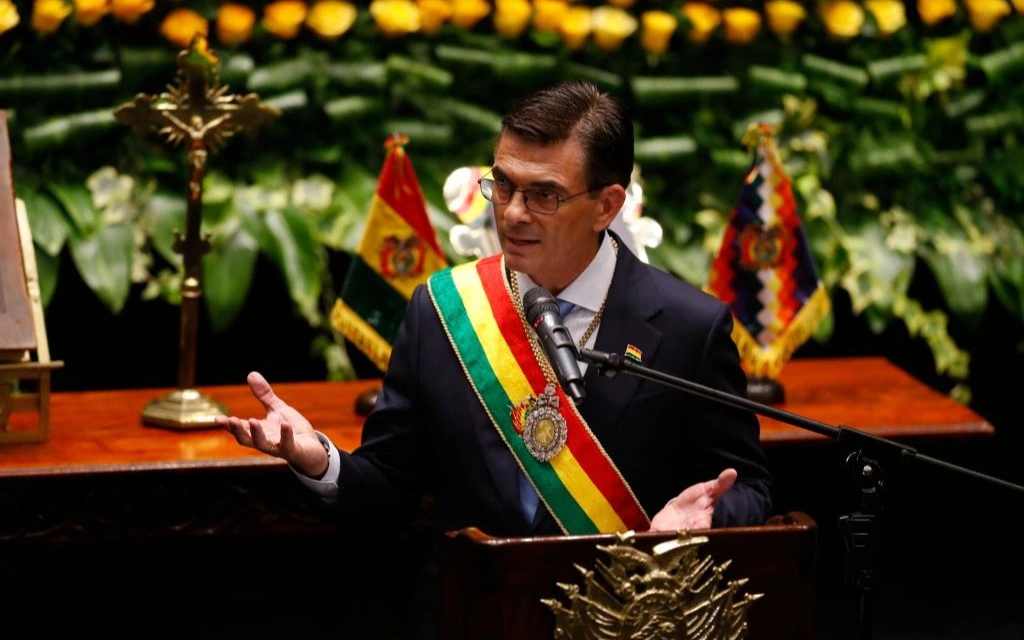 Rodrıgo Pas Bolıvııa Prezıdenti retinde qyzmetine kiristi