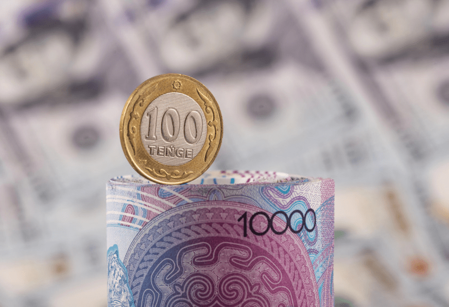 Qaı bankter kásipkerlerge kóbirek aqsha berip otyr?