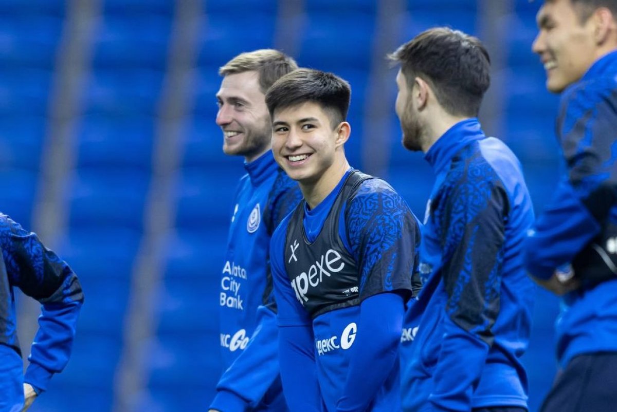 Qazaqstan quramasy Belgııaǵa qarsy matchqa daıyndyq ústinde (vıdeo)