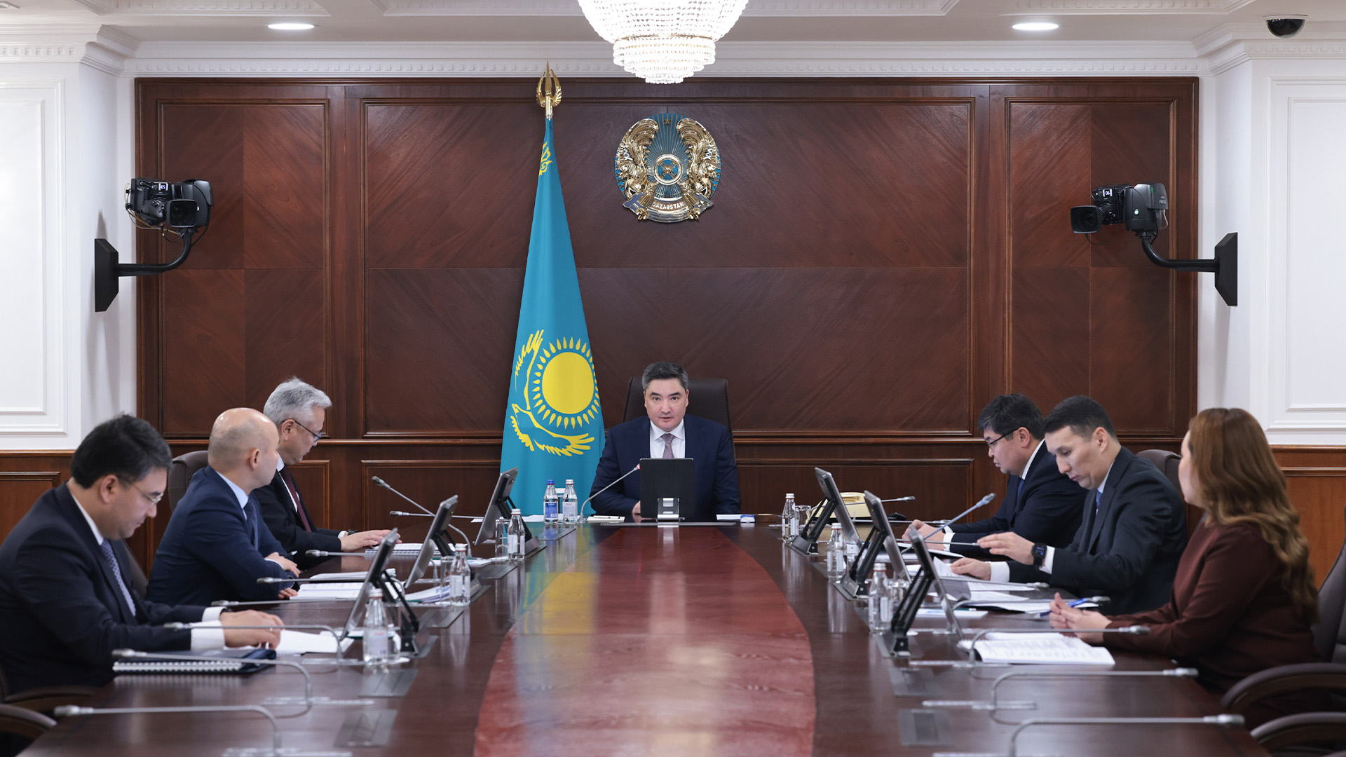 Jumysty júıeleý tapsyryldy