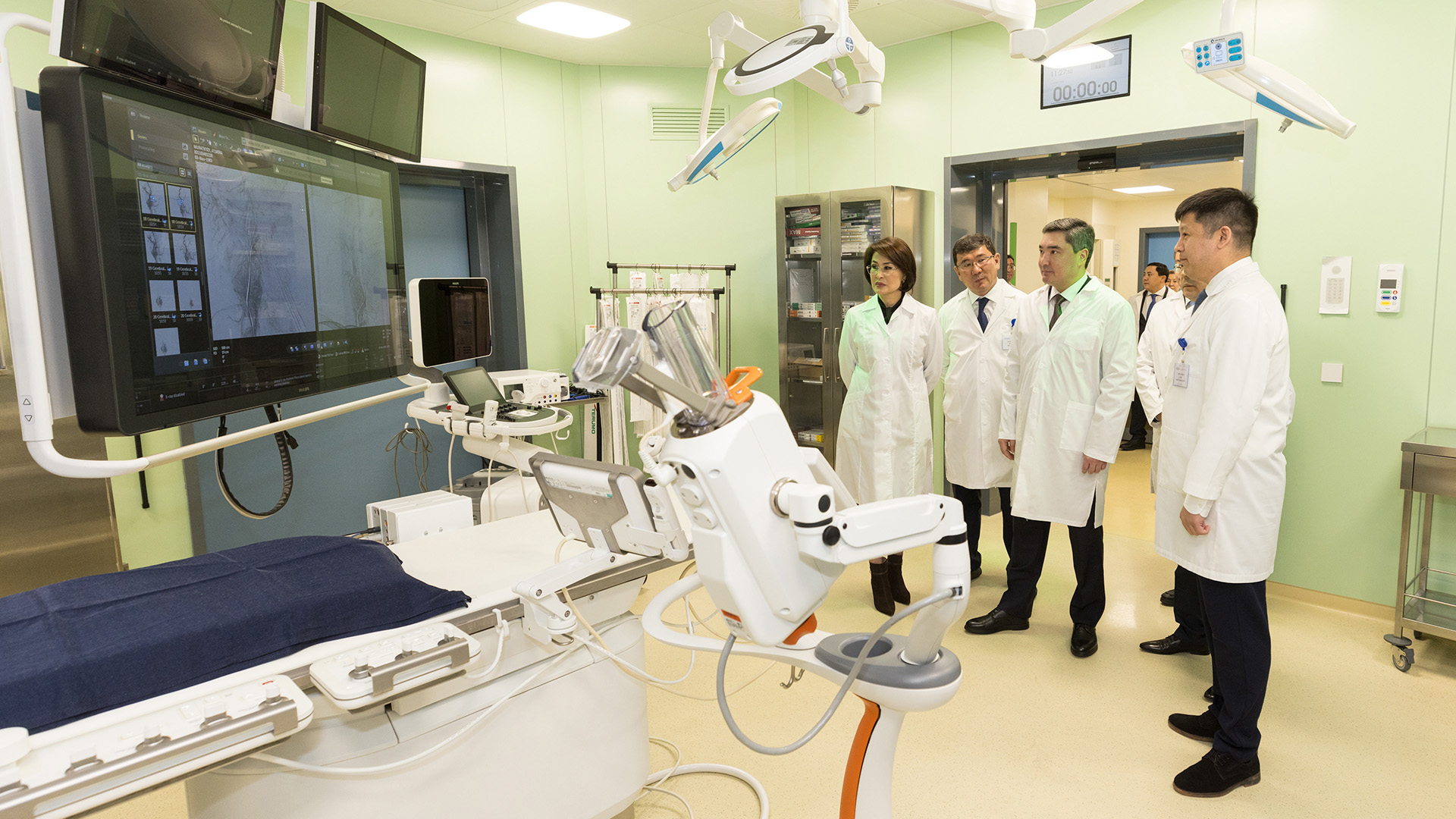 Medısına mekemeleriniń múmkindigimen tanysty