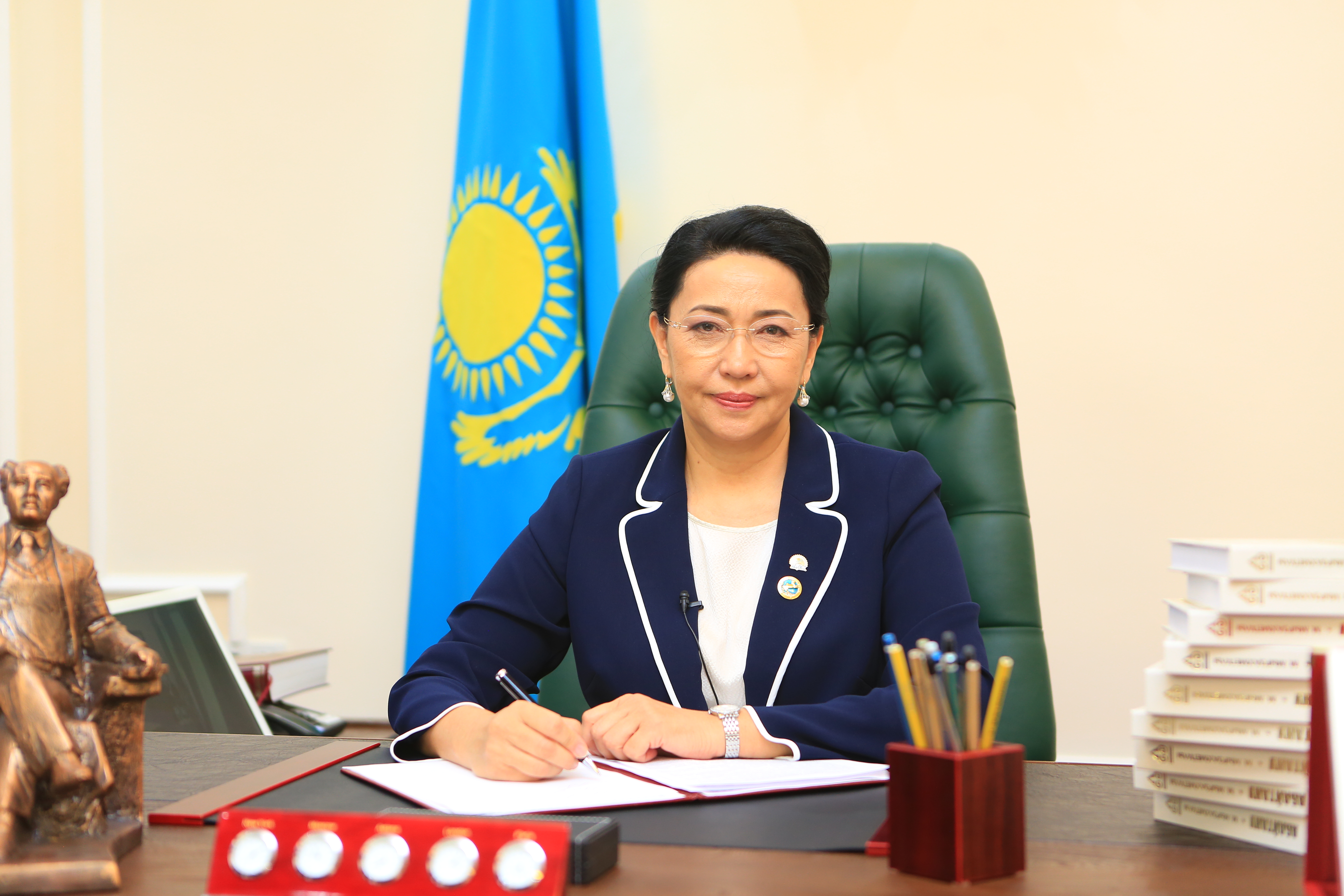 Ǵylym-bilim salasyndaǵy áriptestik