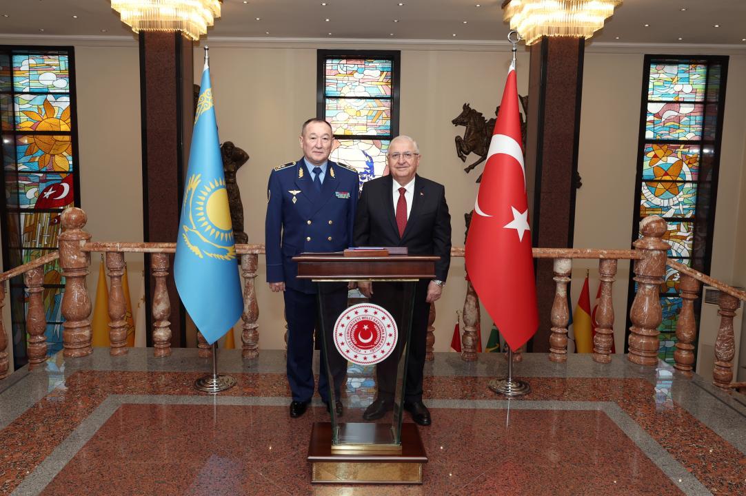 Qorǵanys mınıstri Túrkııaǵa resmı saparmen bardy