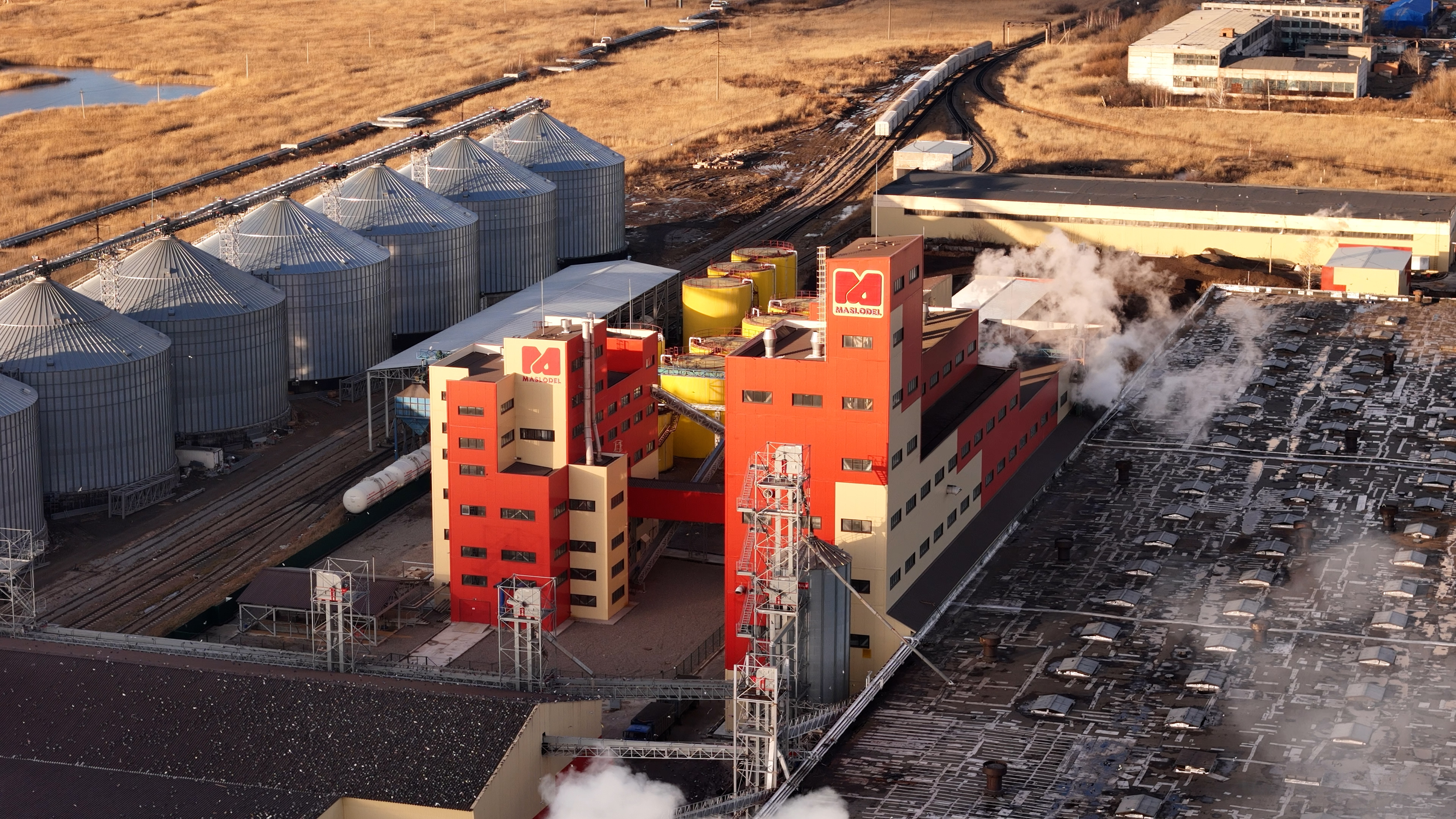 Jańa maı zaýytynyń ashylýy dıqandardyń túıtkilin qalaı sheshti?