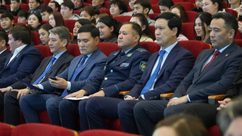 Shymkentte kıberqaýipsizdik boıynsha forým ótti