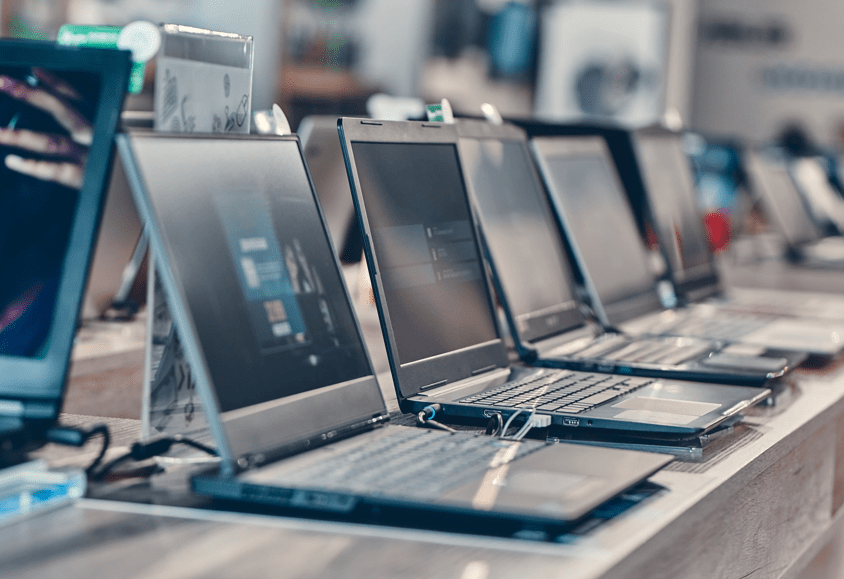 Qazaqstan kompıýterlerdi qaıdan satyp alady?