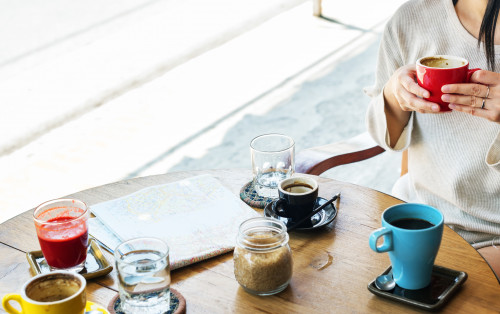 Qaı el kofeni kóp ishedi?