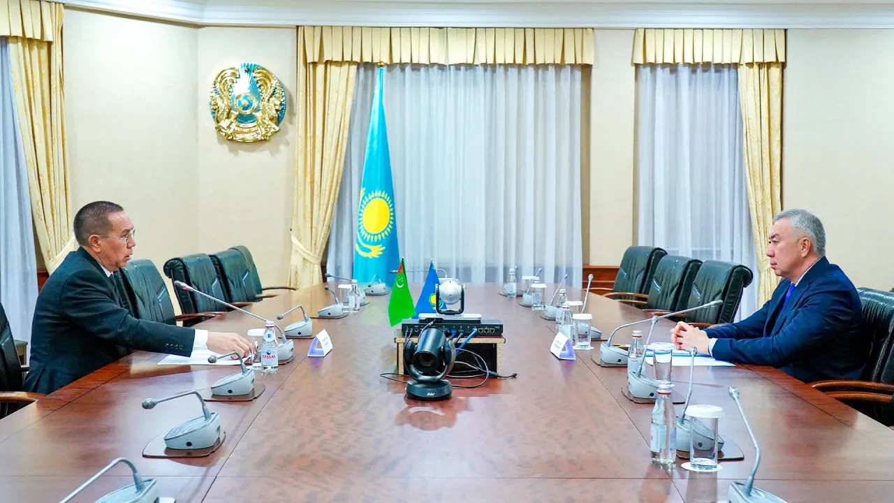 Alys-beris arta túsedi