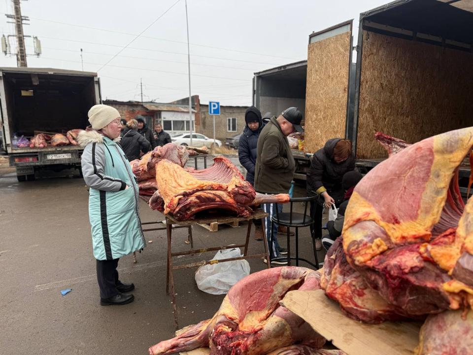 Aýyl sharýashylyǵy jármeńkesinde qansha tonna et satyldy?