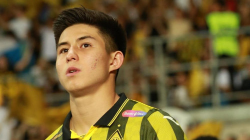 Dastan Sátpaev «Kopengagenge» qarsy matchta sary qaǵazdy ádeıi alǵan