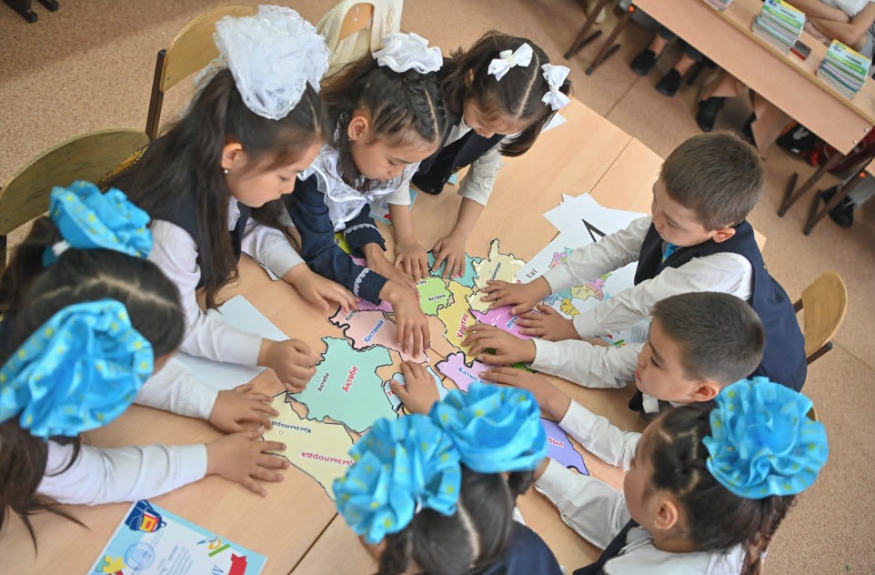 Geografııa pánin oqytýdaǵy júıesizdik