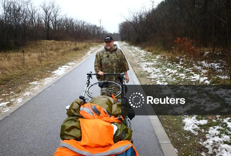 1998 jyly jer betin aralaýǵa attanǵan jıhankez úıine oralýǵa jaqyn