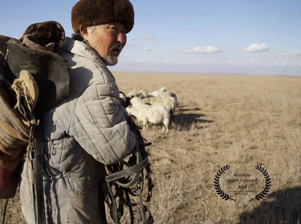 Erlan Tóleýtaı halyqaralyq baıqaýda «Úzdik akter» atalymyna ıe boldy