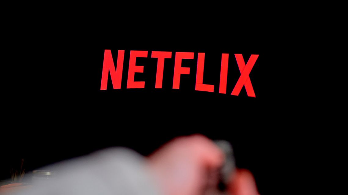 Netflix fýtboldan aǵylshyn premer-lıgasyn kórsetýi múmkin