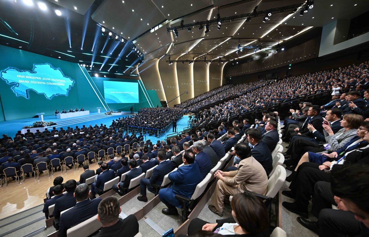 Prezıdent: Aýyl turǵyndarynyń 84%-y óz ákimderine senedi