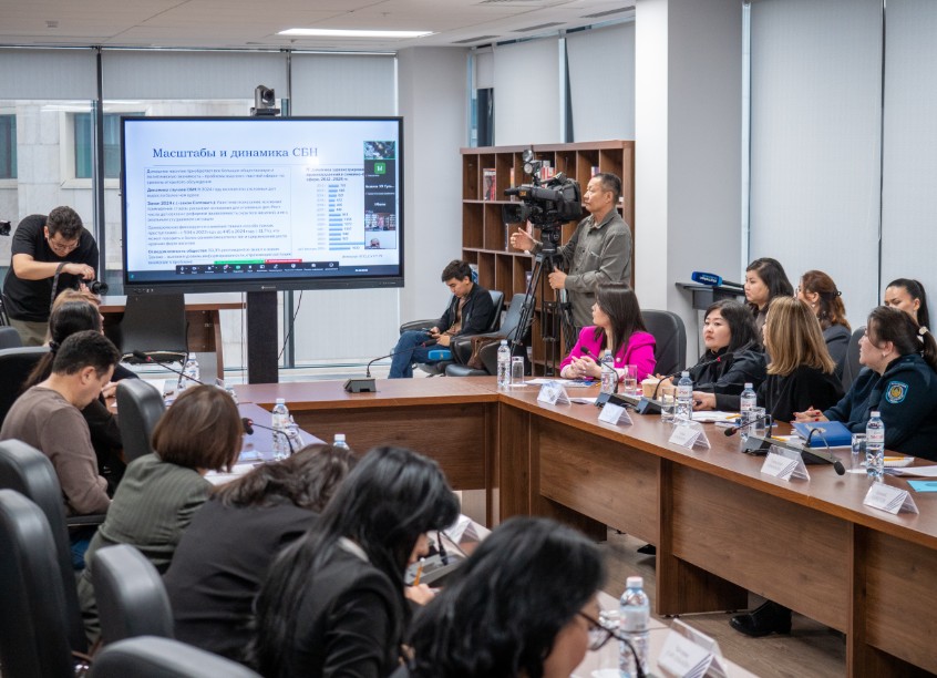 Zań ústemdigi zorlyqqa jol bermeıdi