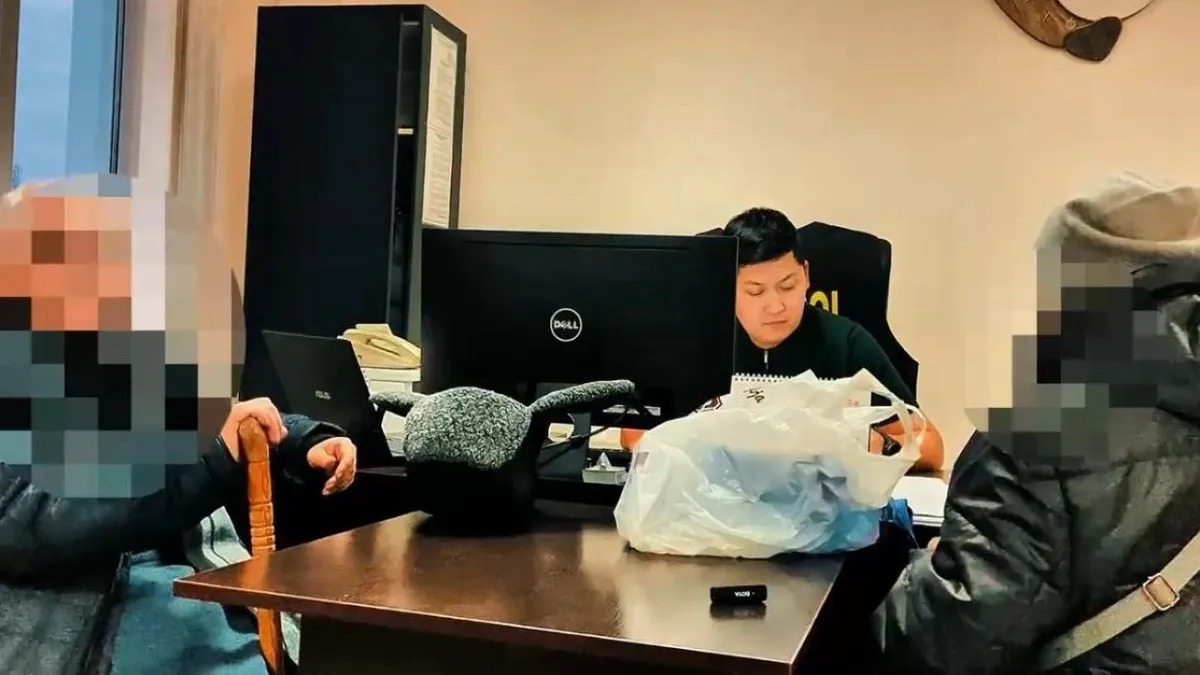 Qostanaıda zeınetkerler 3 mln teńgesin alaıaqtarǵa aýdaryp jibermek bolǵan