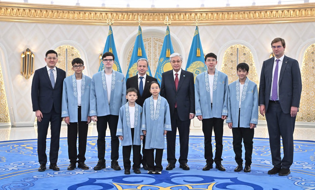 FIDE-men yntymaqtastyq nyǵaıady