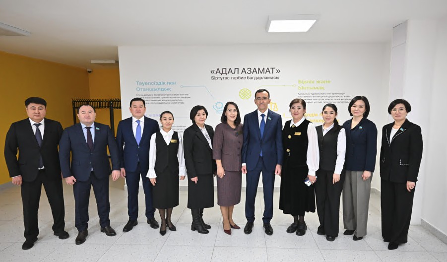 Senatorlar Astanadaǵy bilim oshaqtaryn aralady