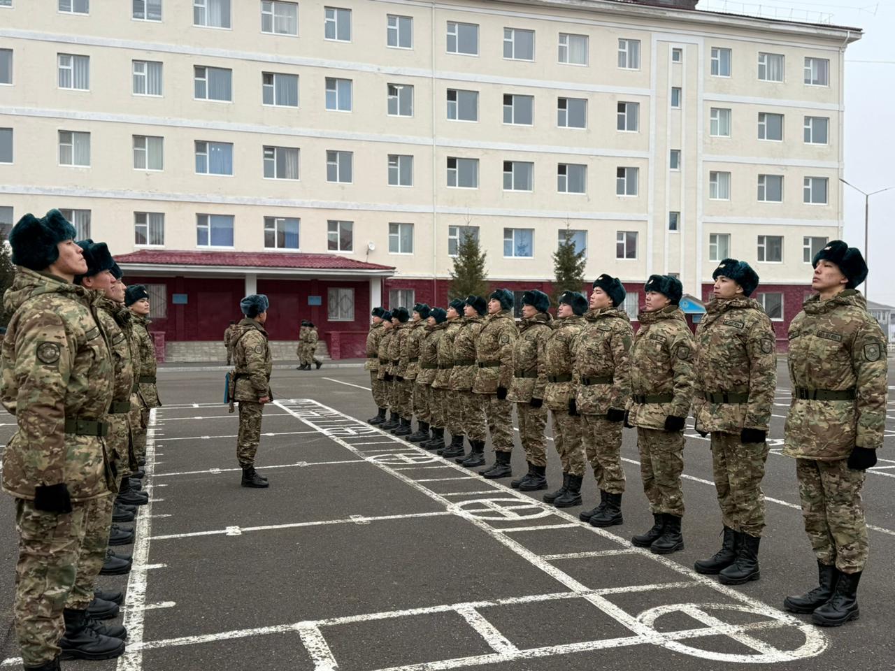 Ulannyń 5573 áskerı bólimine jas sarbazdardyń jańa legi qosyldy