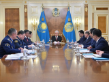 Memleket basshysy áskerı jáne quqyqtyq tártip máseleleri boıynsha keńes ótkizdi