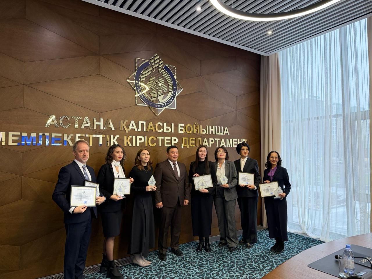 «Otbasy bank» Astanadaǵy eń úzdik salyq tóleýshi atandy