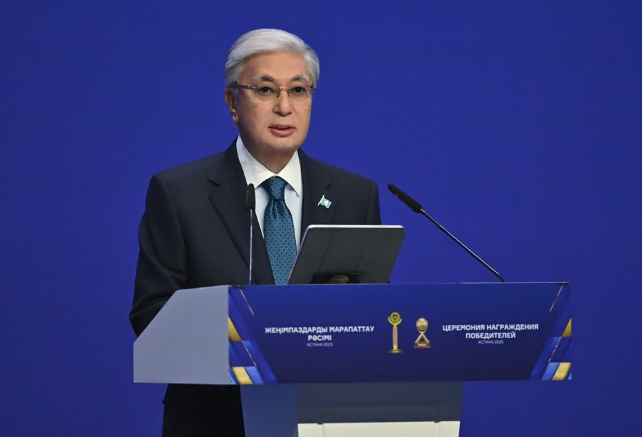 Ár kásipker jetistigi – el mereıiniń aıqyn kórinisi