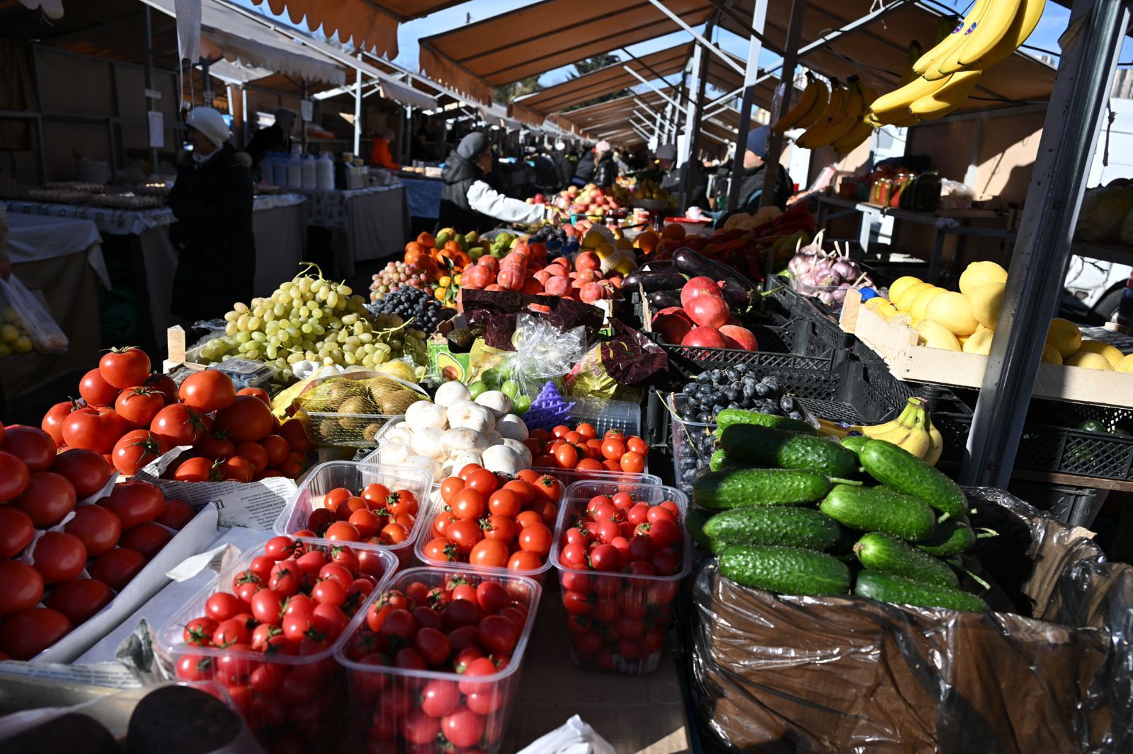 Almaty bıligi deldaldardan qutylý úshin kommýnaldyq jármeńkeler ótkizbek
