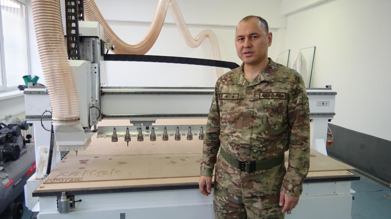 Áskerı oqytýshy Qazaqstannyń úzdik ınjeneri atandy