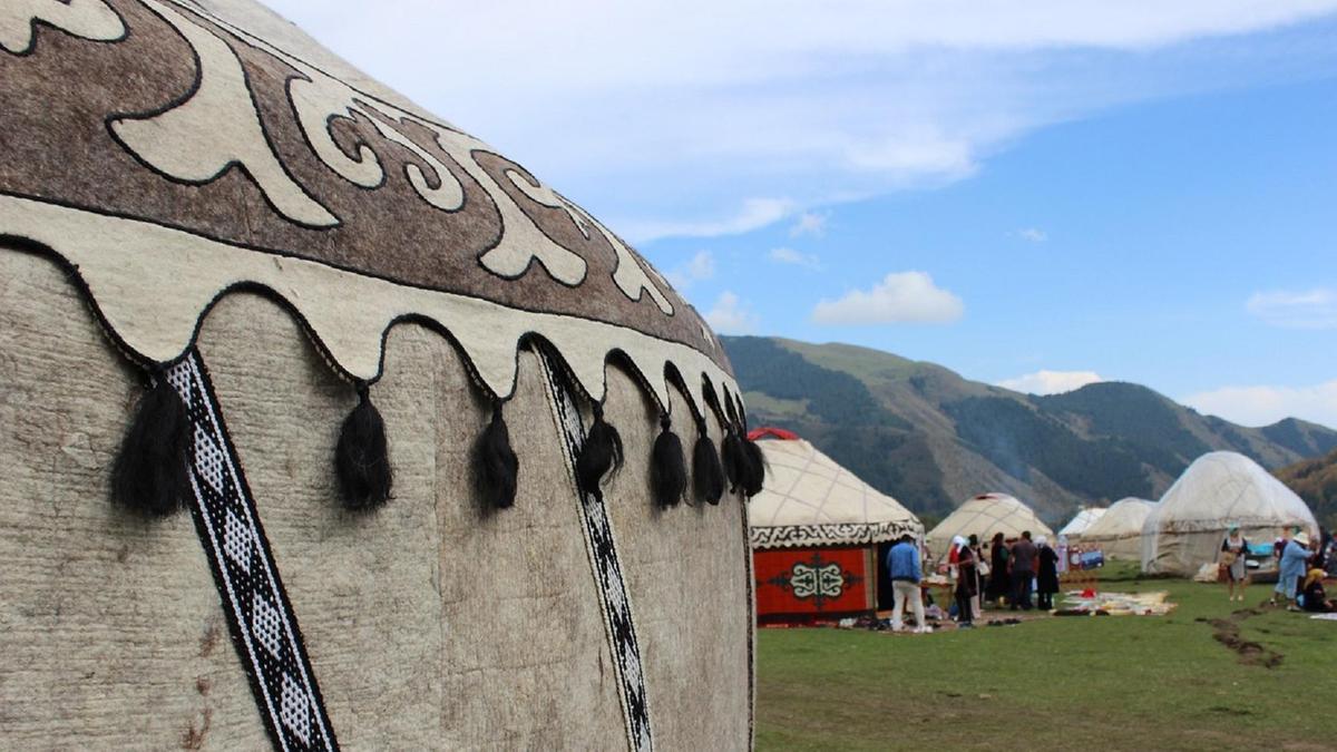 Qobyz ben kıiz úı IýNESKO tizimine endi