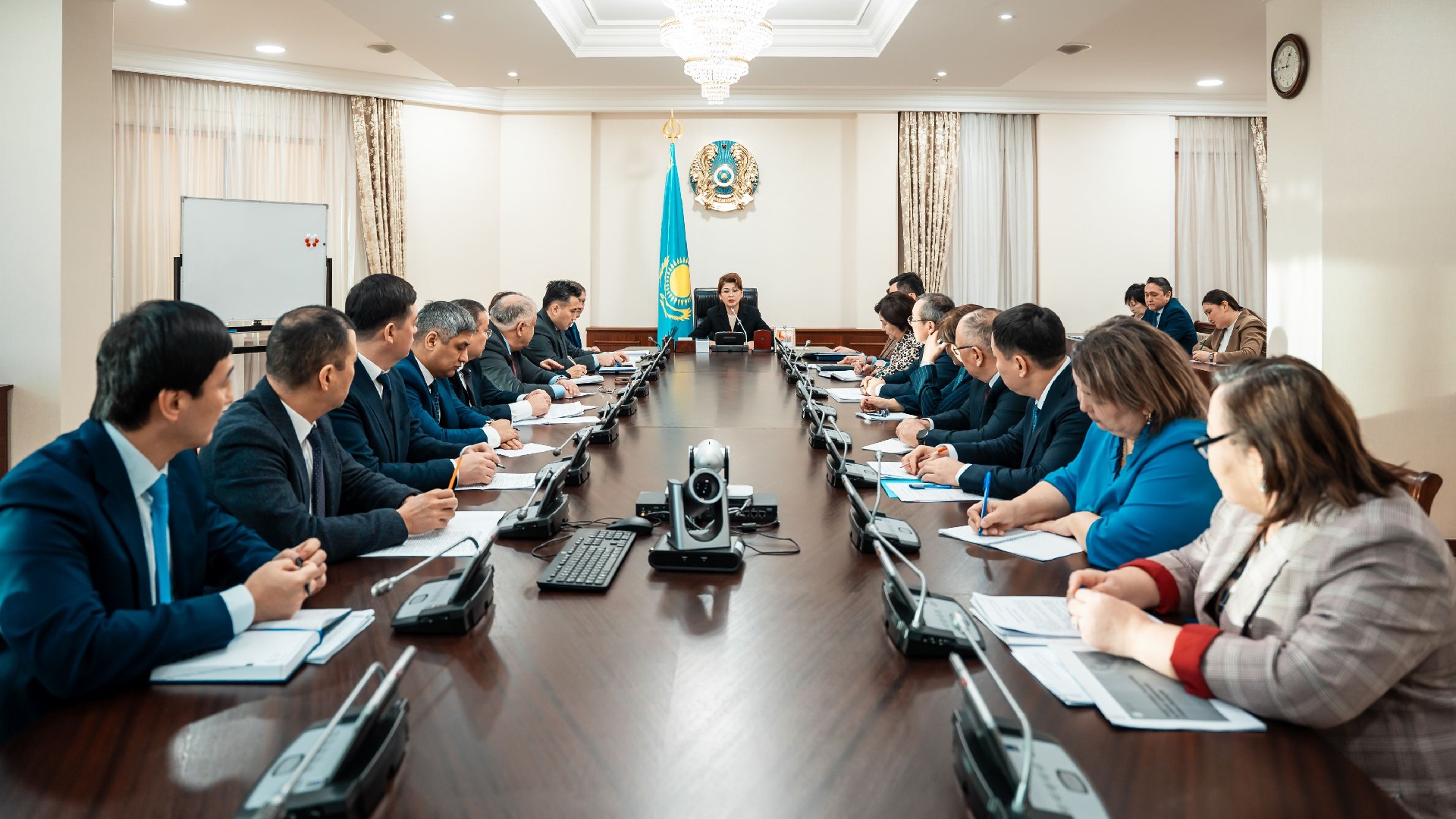 Pedagog daıarlaý isi baıyptaldy