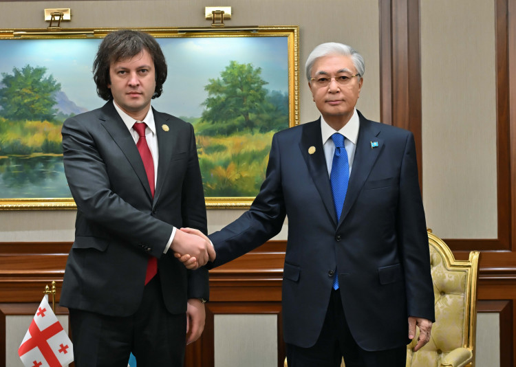 Memleket basshysy Grýzııa Premer-mınıstrimen kezdesý ótkizdi