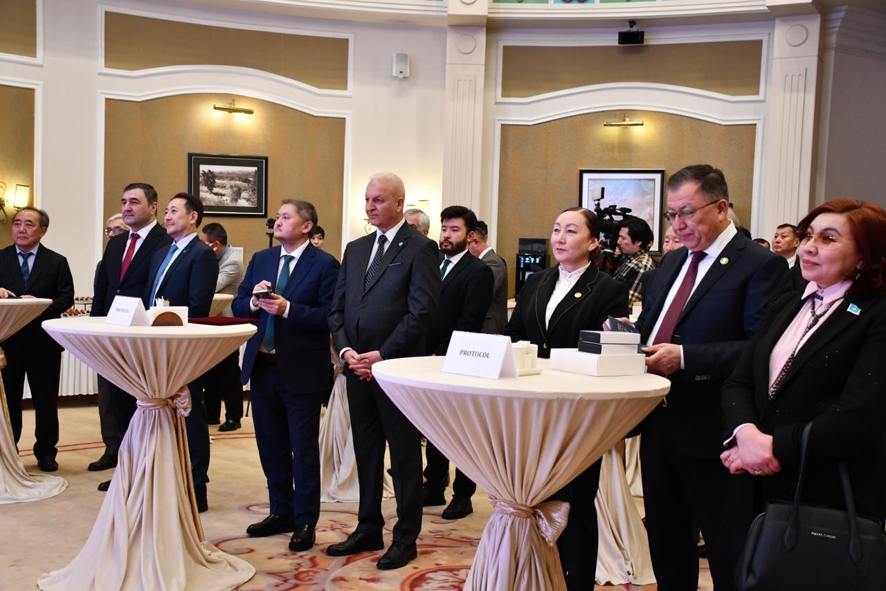 Túrki tilderi kúni atap ótildi