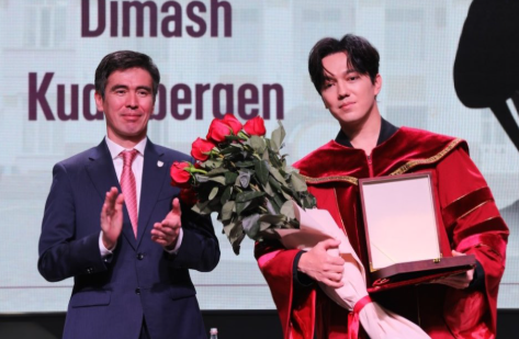 Dımash Qudaıbergen medısına ýnıversıtetiniń qurmetti professory atandy