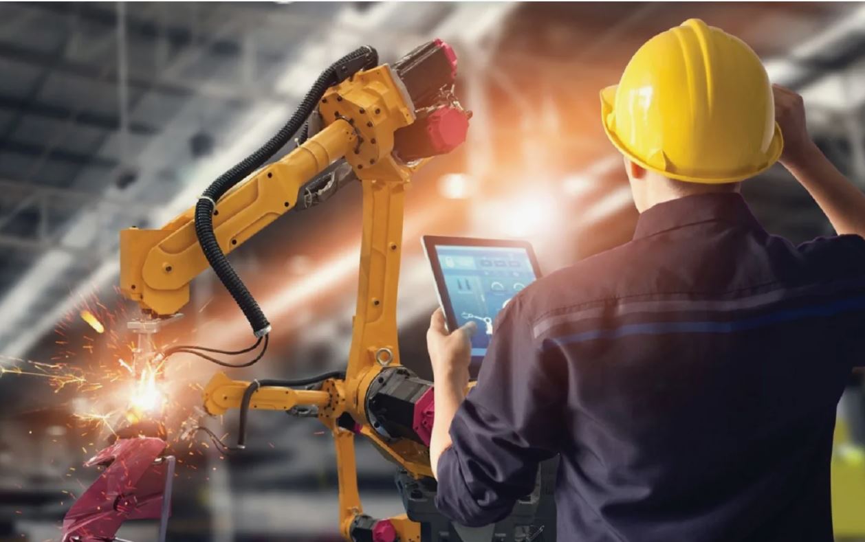 Jańa ómir senimnen bastalady